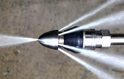 What type of nozzles